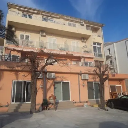 Casa de hóspedes Double 13979b